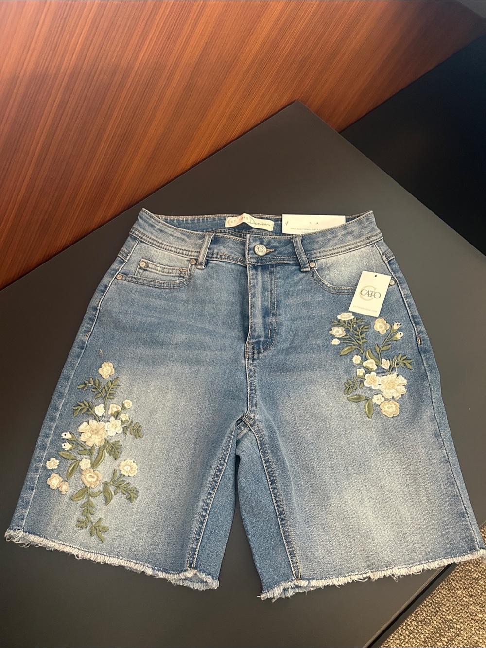 Cato Light Blue Embroidered Denim Bermuda Shorts with Floral Accents